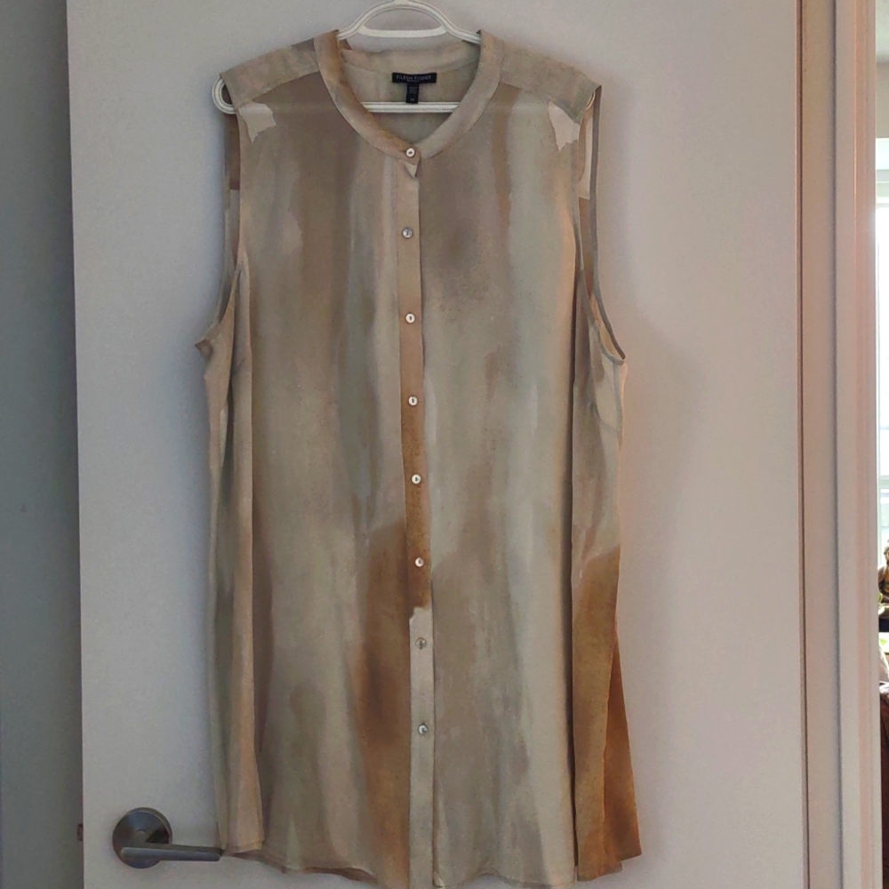 Silk 3X sleeveless blouse